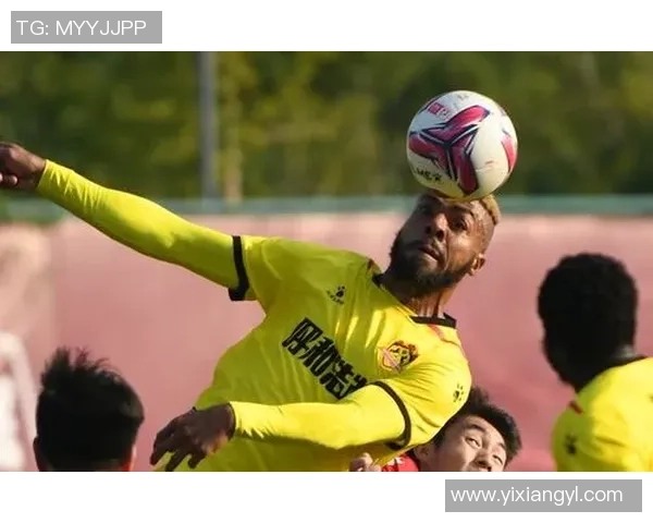 重庆足球新星崛起引发热潮球迷热议未来发展与潜力